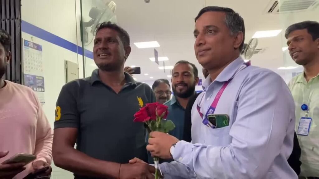 మెకానిక్‌కు జాక్‌పాట్: లాటరీలో రూ. 25 కోట్లు గెలుపు
