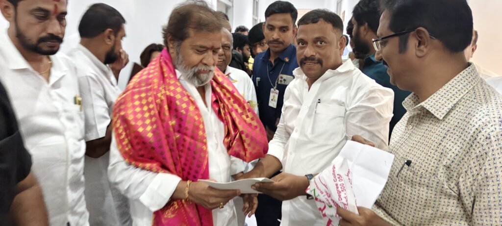 అక్షర న్యూస్ : ప్రభుత్వ పథకాలను ప్రజల్లోకి తీసుకెళ్లాలి..