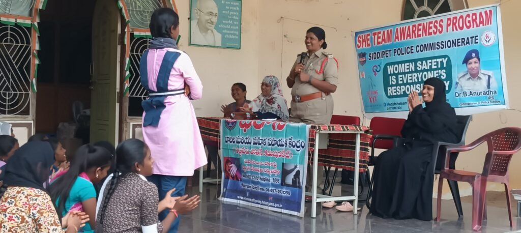 అక్షర న్యూస్ : సైబర్ నేరాలపై జాగ్రత్తగా ఉండాలి..