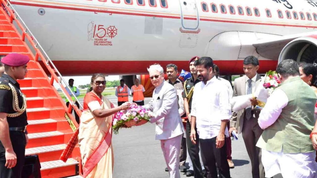 అక్షర న్యూస్ : హైదరాబాద్‌‌ చేరుకున్న రాష్ట్రపతి..