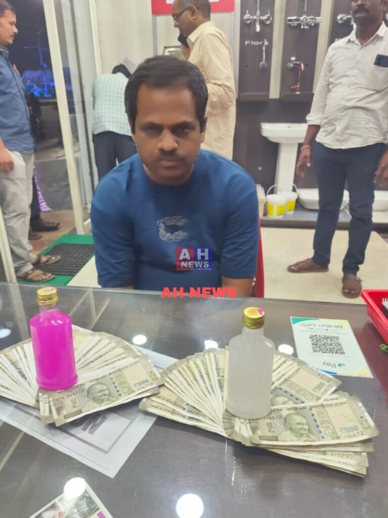 అక్షర న్యూస్ : రెవెన్యూ-ఇన్స్పెక్టర్, దుబ్బాక తహశీల్దార్ కార్యాలయం దుబ్బాక మండలం..