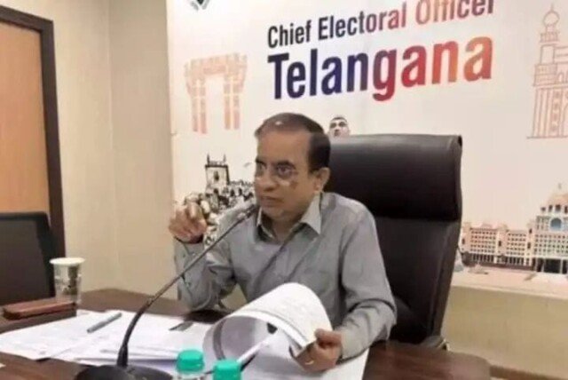 అక్షర న్యూస్ : SIR 2026: ఓటర్లకు బిగ్ అలర్ట్.. SIR డ్రాఫ్ట్ లిస్ట్ వచ్చేసింది.. మీ పేరు ఉందా?..